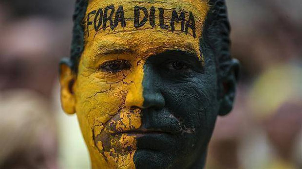 Crece el apoyo de los brasile�os al juicio pol�tico a Dilma