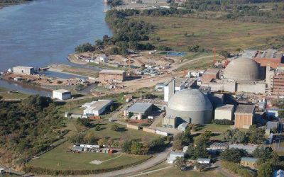 ATUCHA III Y IV PARALIZADAS: �ESTAMOS HABLANDO DE 3.000 OBREROS DESPEDIDOS�