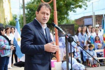 El intendente de Lincoln en el aniversario de Arenaza: �ser� un a�o de muchas obras para el distrito�