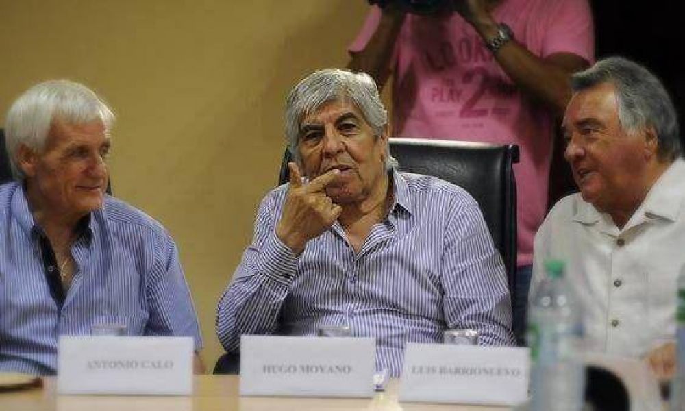 Si la CGT se reunifica, Moyano va con todo por la AFA