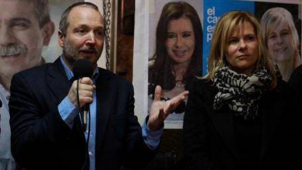 Sabbatella y Saintout en defensa de la ley de medios