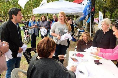 Nardini particip� de una jornada cultural en la semana de la Memoria