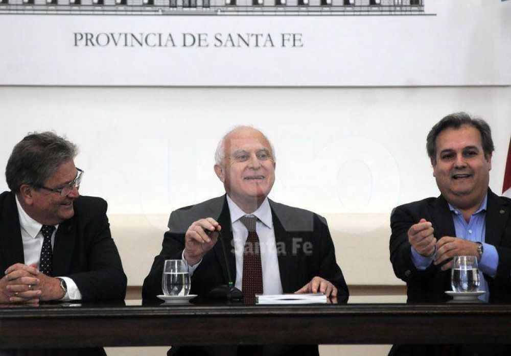 Lifschitz quiere U$S 500 millones para �multiplicar la obra p�blica�