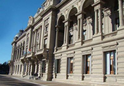 Confirmaron cuando los profesionales de la salud cobrar�n el aumento salarial