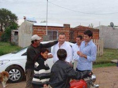 Legisladores provinciales junto al Intendente Poletti recorrieron Barrio Sur