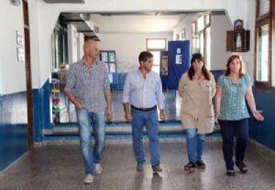 Recorrida por el Taller Protegido e instituciones de San Manuel