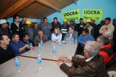 Gobierno construir� 86 viviendas m�s a trabajadores de la UOCRA