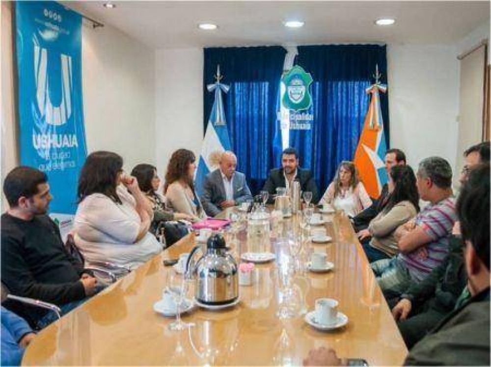 Vuoto se reuni� con beneficiarios del Procrear