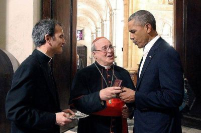 El cardenal Ortega recibe a Obama en la catedral de La Habana