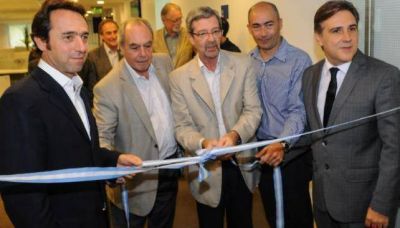 Mercado libre anunci� la incorporaci�n de 100 profesionales