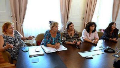 Piden a provincia resolver la paritaria del personal no docente