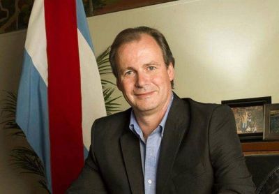 Bordet ser� uno de los pol�ticos que cenar� junto a Barack Obama