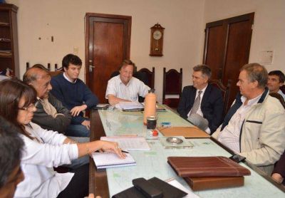Las paritarias municipales cerraron con un aumento del 28 %