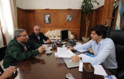 Alessandro gestion� obras con De Luca