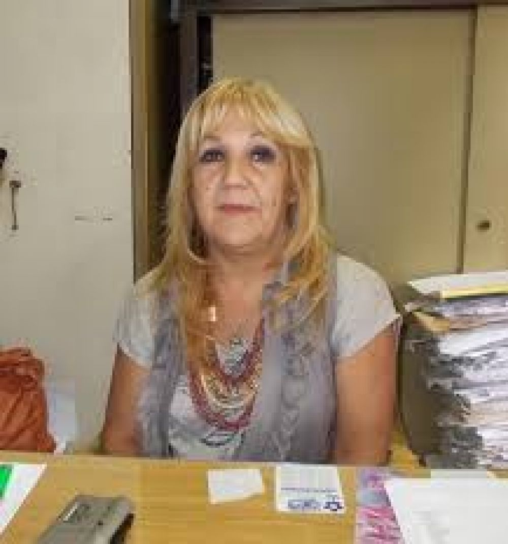 Ordenaron restituir a Marta Oliveros en su cargo