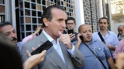 P�rez rechaz� las acusaciones por corrupci�n y dijo que todo es una 