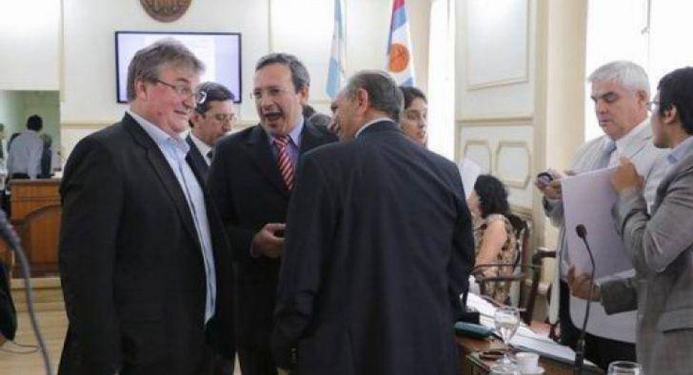 En el Concejo soplan vientos de consenso
