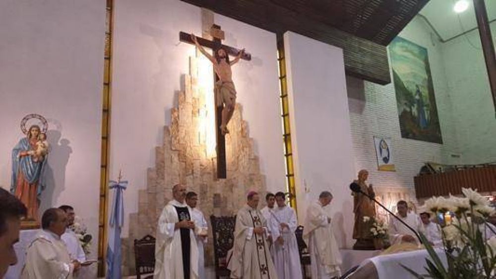 Mons. Franzini pidió más generosidad a los sacerdotes en el ministerio de la reconciliación
