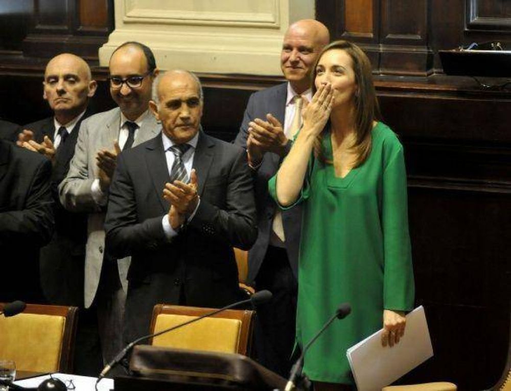 Polic�a bonaerense: Vidal prorrog� decreto de Scioli para incorporar efectivos jubilados