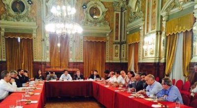 Cenz�n diagrama reparto de los 10 mil millones que lograron alcaldes del FpV por endeudamiento