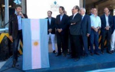 Quequ�n: Elustondo y Dietrich inauguraron la terminal de embarque Sitio 0