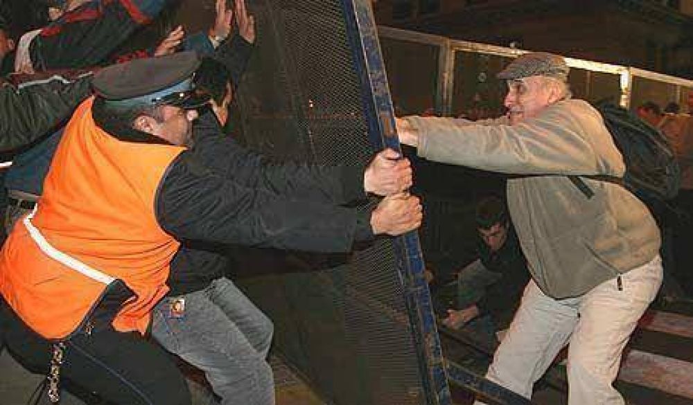 Victoria de los K: la Rosada seguir� fijando las retenciones al campo
