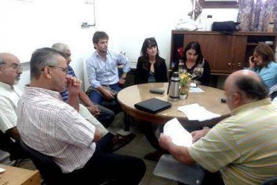 Vecinos de los barrios Butal� y Vial, con quejas a concejales