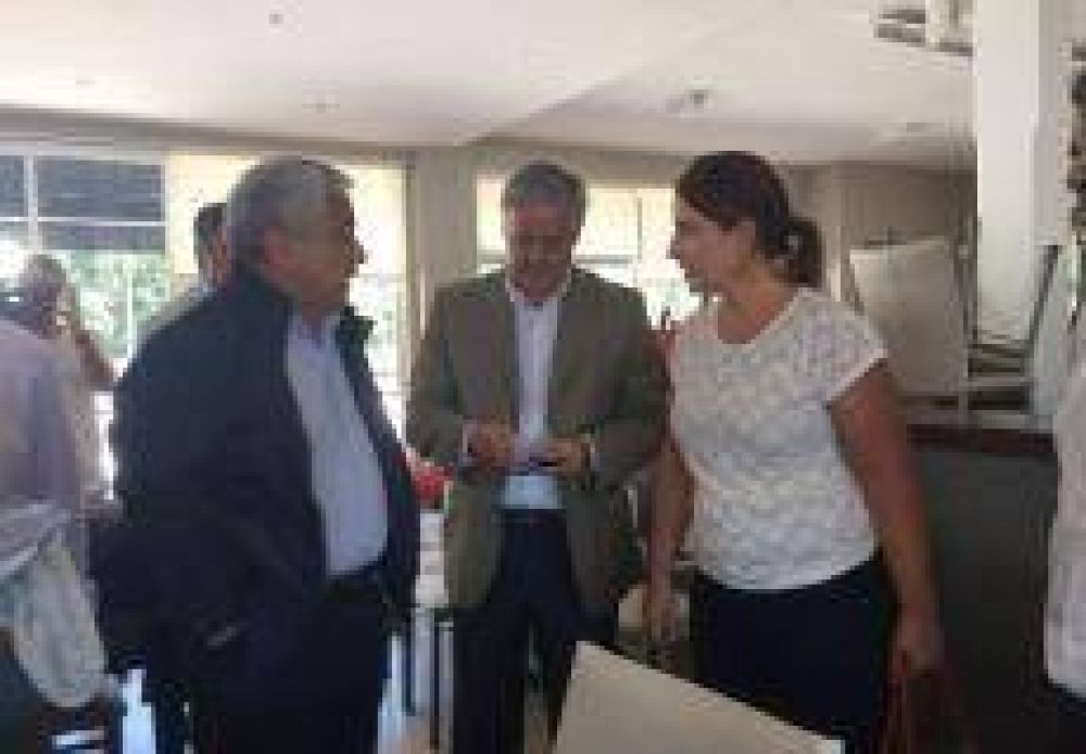 Salazar gestiona ante el BID ayuda tras las inundaciones