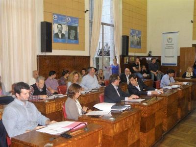 Aprueban de manera definitiva el aumento de las tasas municipales
