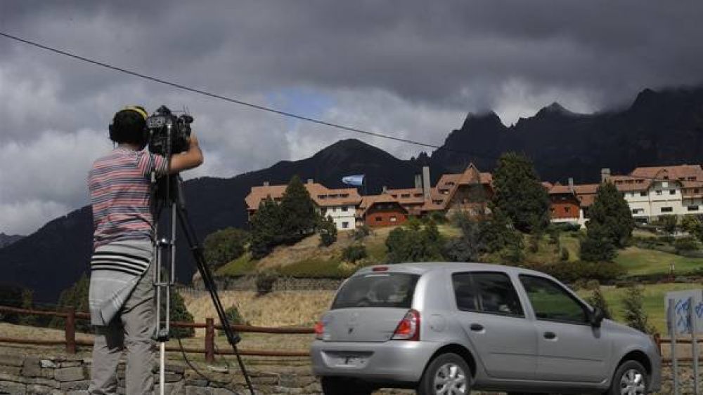Bariloche, fortificada, recibe hoy a Obama