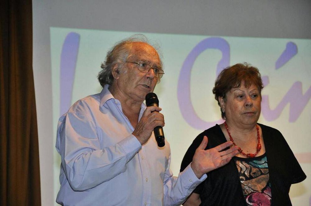 El Nobel de la Paz P�rez Esquivel analiz� la historia junto a los vecinos