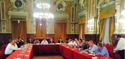 Grindetti y Cenz�n analizaron el plan de obras para Lan�s