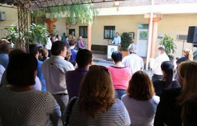Capitanich encabez� oraci�n ecum�nica por la Pascua
