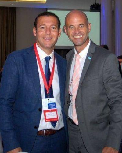 Guti�rrez expuso en la cumbre de la AmCham