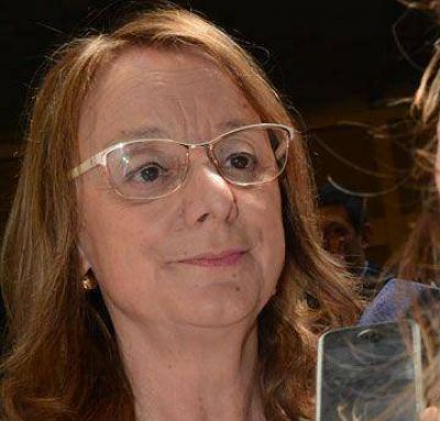 Alicia Kirchner reiter� la necesidad de obtener asistencia financiera