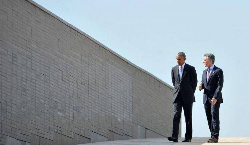 Macri y Obama honraron a los desaparecidos