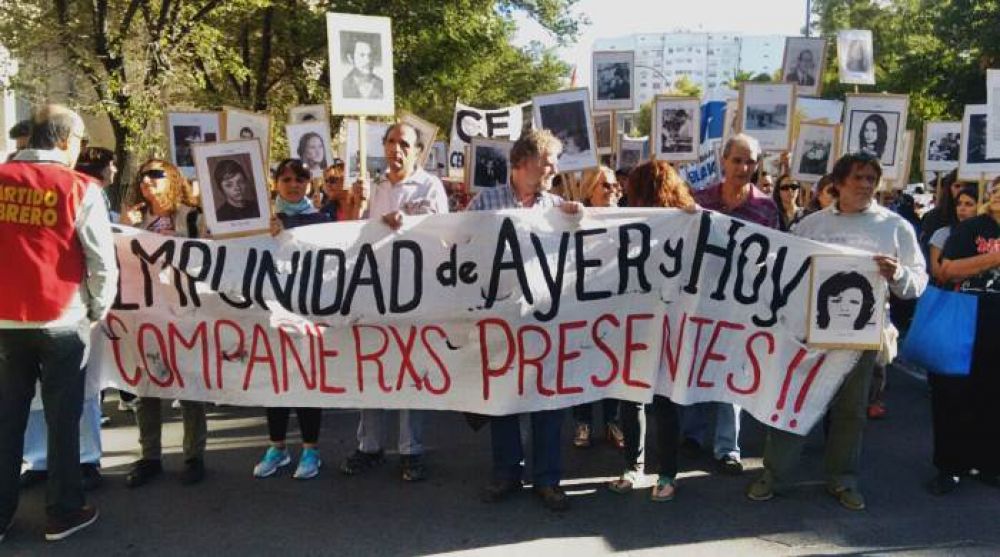 Nutrida marcha por el 