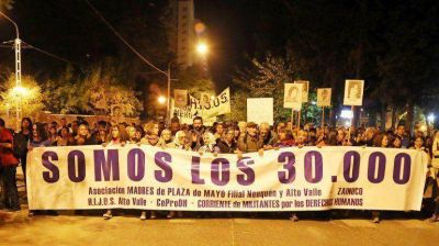 Una multitud se moviliz� por la justicia y la verdad