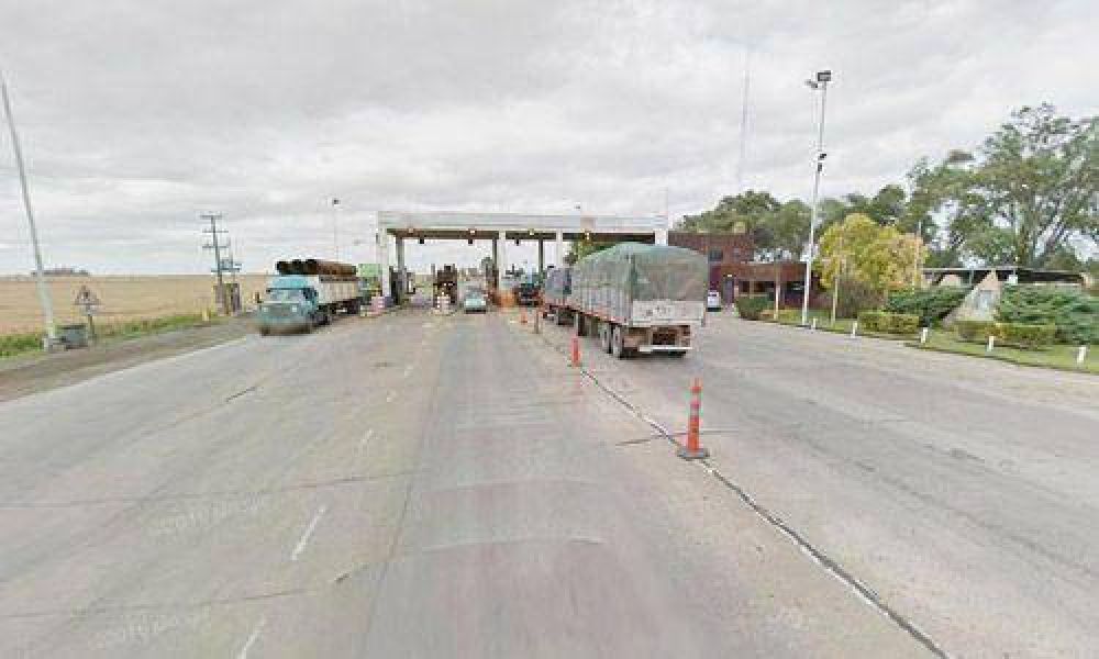 Peaje Larena: Pilar s�, Sol�s no