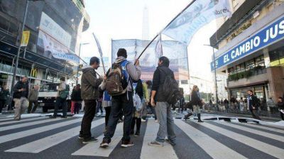Estatales, en alerta ante la posible expiraci�n de miles de contratos