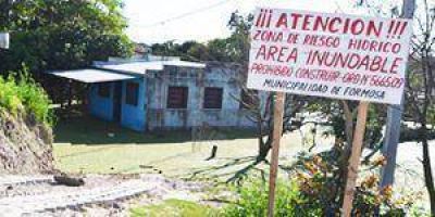 Concientizan sobre vivir en zonas inundables