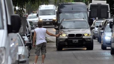 Con la entrada de un nuevo proyecto, se reaviva el debate por los trapitos
