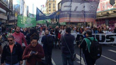 Anuncian paro nacional y marchas contra el Gobierno el martes