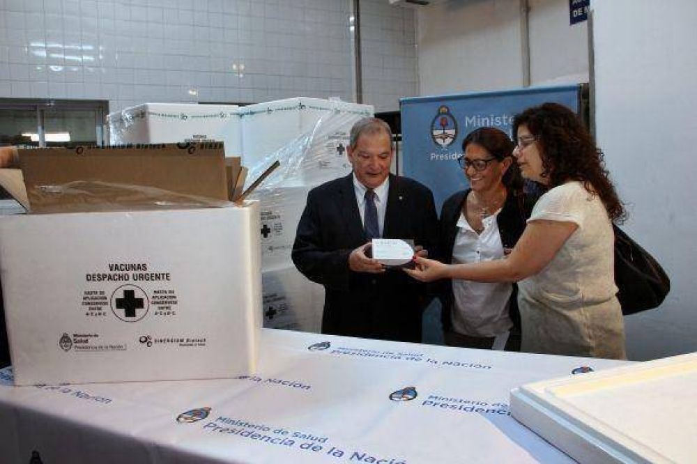 El gobierno comenz� la distribuci�n gratuita de la vacuna antigripal