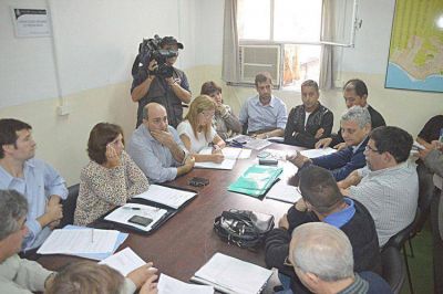 En respuesta a la presi�n de los empresarios, el oficialismo apura el aumento del boleto de micro