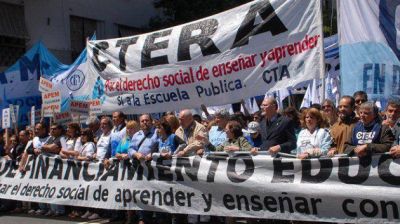 Agmer confirm� su adhesi�n al paro nacional docente del 4 de abril 