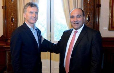 Macri, Manzur y Jaldo hablaron de mucho m�s que del Bicentenario 
