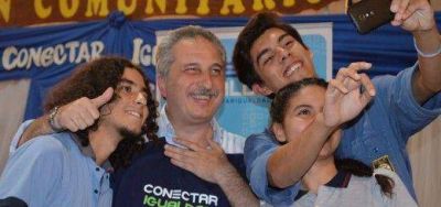 Misiones paga los salarios a estatales y aumento a docentes
