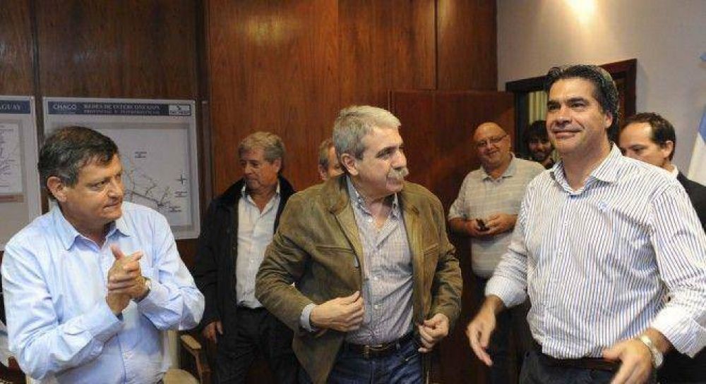 El kirchnerismo lanza a Capitanich para bloquear a Gioja, pero la apuesta real es por Scioli