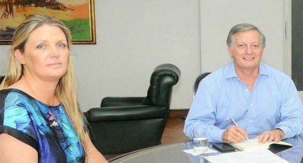 �Santa Fe no puede dejar de hacer obras para abaratar el consumo�